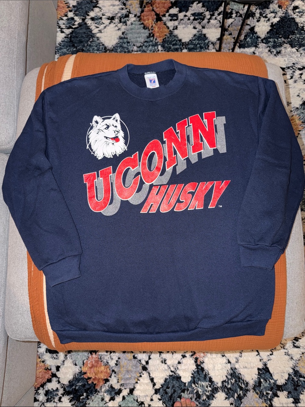 UConn vintage crewneck sweater